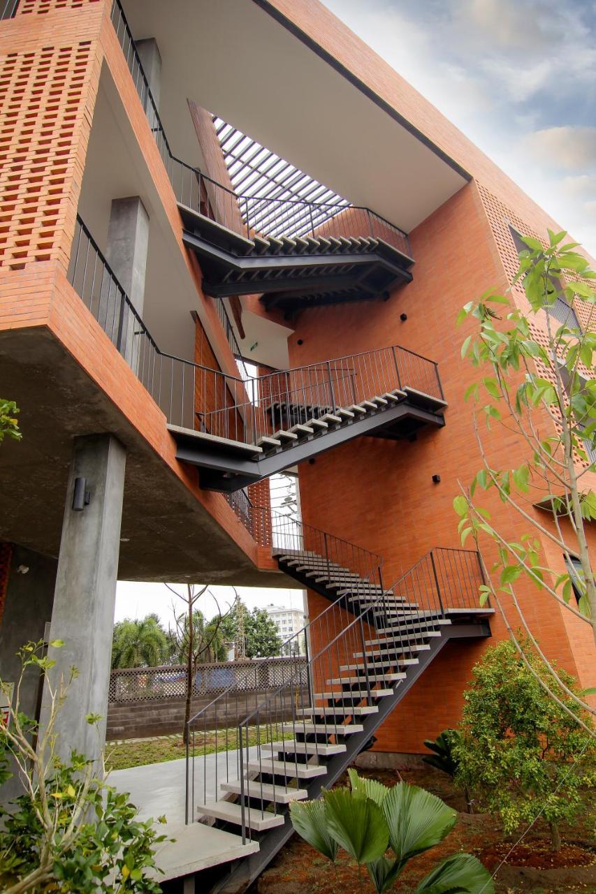 Hotel Khach San Huynh Thao à Ben Tre Extérieur photo